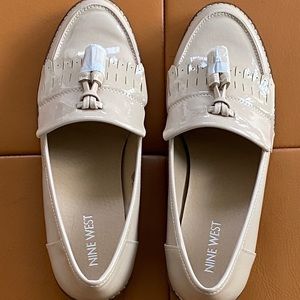 Nine West tasseled loaders Cream colored flats
